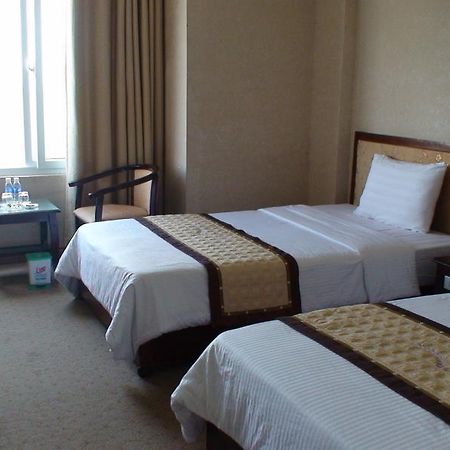 Huu Nghi Hotel 荣市 外观 照片